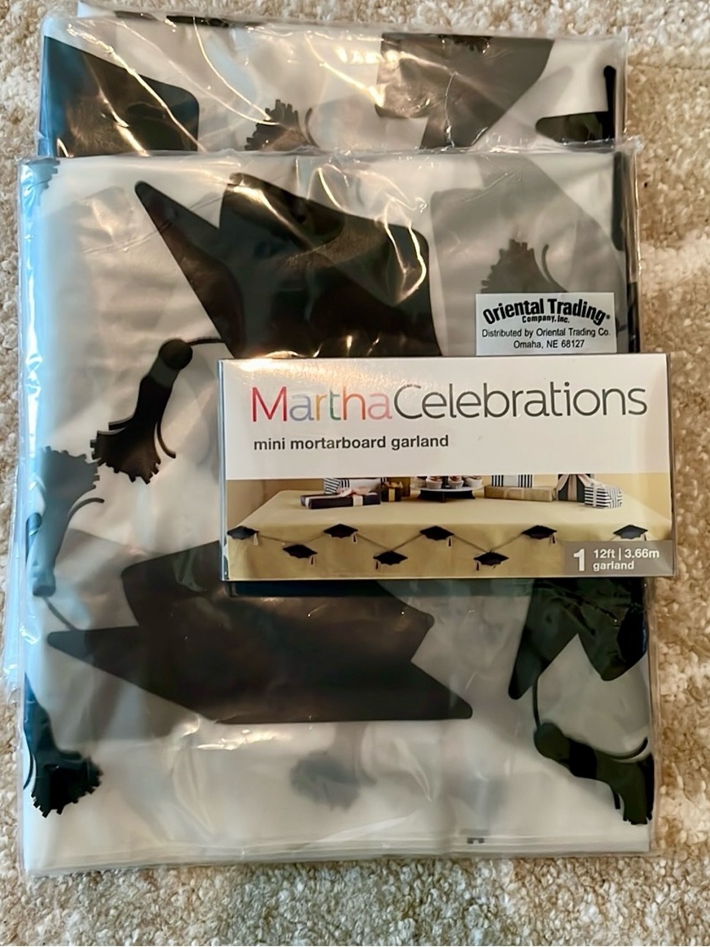 Mini Mortarboard Graduation Cap Garland and 2 Clear Graduation Cap Tablecloths